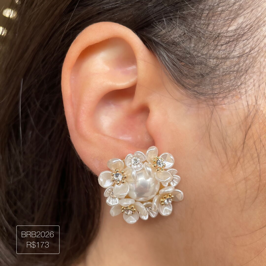 Brinco Pérola Multi Flores Cravejado Cristal Dourado